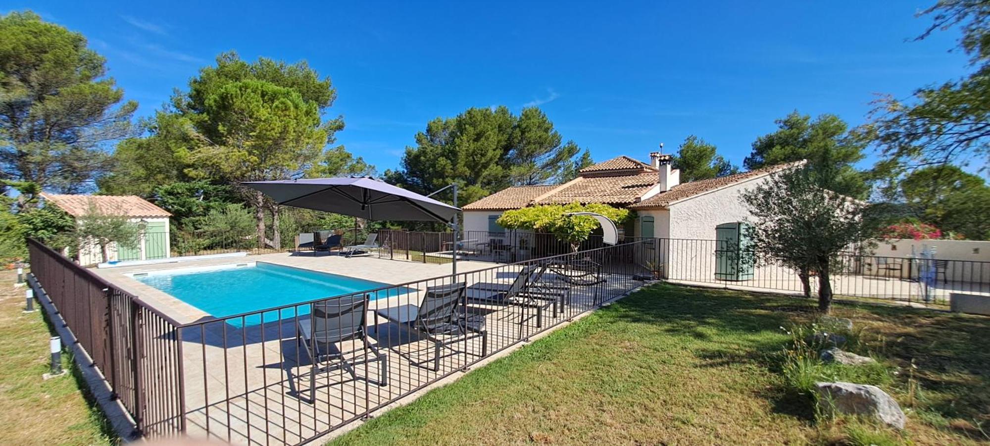 La Ribasse En Provence Apartamento Venelles Quarto foto